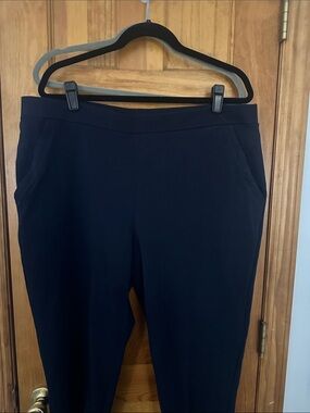 Susan Graver Navy Ponte Pull-On capris